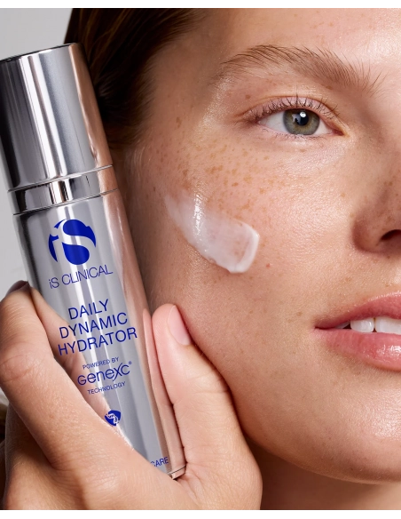 iS Clinical - Przeciwstarzeniowy krem nawilżający z technologią GeneXC Daily Dynamic Hydrator